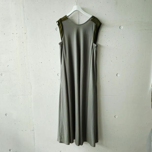 <img class='new_mark_img1' src='https://img.shop-pro.jp/img/new/icons9.gif' style='border:none;display:inline;margin:0px;padding:0px;width:auto;' />ZAMPA (ザンパ) シアー切替ワンピース - KHAKI