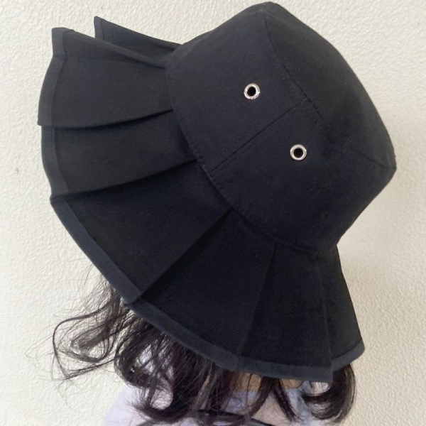 <img class='new_mark_img1' src='https://img.shop-pro.jp/img/new/icons9.gif' style='border:none;display:inline;margin:0px;padding:0px;width:auto;' />Casseliniʥ㥻꡼ˡ˥ץ꡼ĥϥå - BLACK