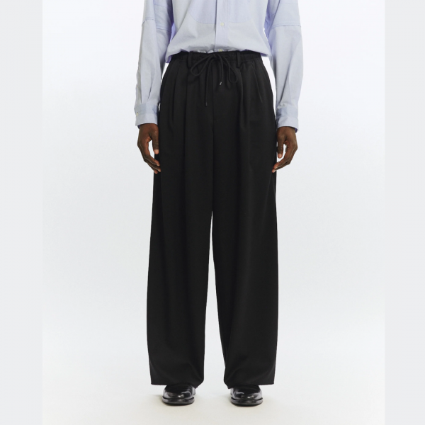 MARKAWARE (ޡ) Organic Wool 2/80 Gabardine Triple Pleated Easy Trousers - BLACK