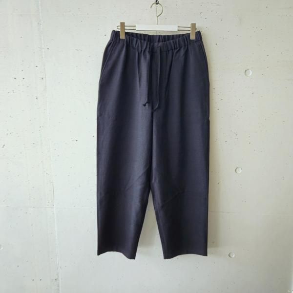 marka (ޡ) Tumbled Wool Serge Cocoon Wide Easy Pants - chambray black
