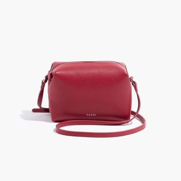 <img class='new_mark_img1' src='https://img.shop-pro.jp/img/new/icons9.gif' style='border:none;display:inline;margin:0px;padding:0px;width:auto;' />YAHKI(䡼) CROSSBODY BAG (ߥ˥) - RED