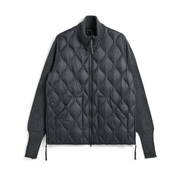 <img class='new_mark_img1' src='https://img.shop-pro.jp/img/new/icons10.gif' style='border:none;display:inline;margin:0px;padding:0px;width:auto;' />TAION(タイオン) ミリタリー ハイネック ニット+ダウン ジャケット-ソフトシェル - DARK CHARCOAL