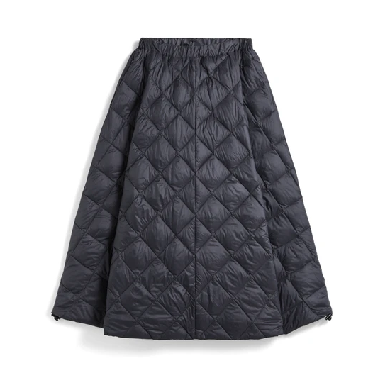 <img class='new_mark_img1' src='https://img.shop-pro.jp/img/new/icons10.gif' style='border:none;display:inline;margin:0px;padding:0px;width:auto;' />TAION(タイオン) シティ ダウンスカート - DARK CHARCOAL