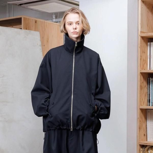 <img class='new_mark_img1' src='https://img.shop-pro.jp/img/new/icons10.gif' style='border:none;display:inline;margin:0px;padding:0px;width:auto;' />VOAAOV (ヴォアーブ) BISHU OLD WOOL GABARDINE Zip Blouson - BLACK