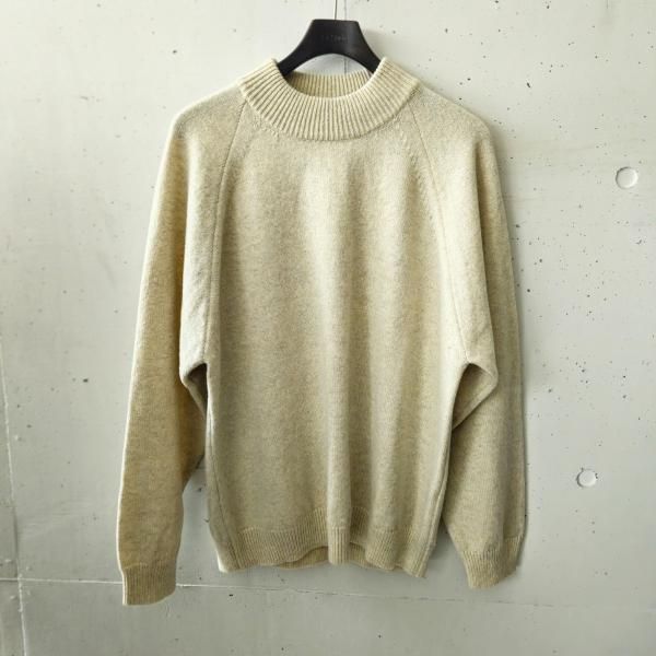 STILL BY HAND (スティルバイハンド) ハイネックプルオーバーニット