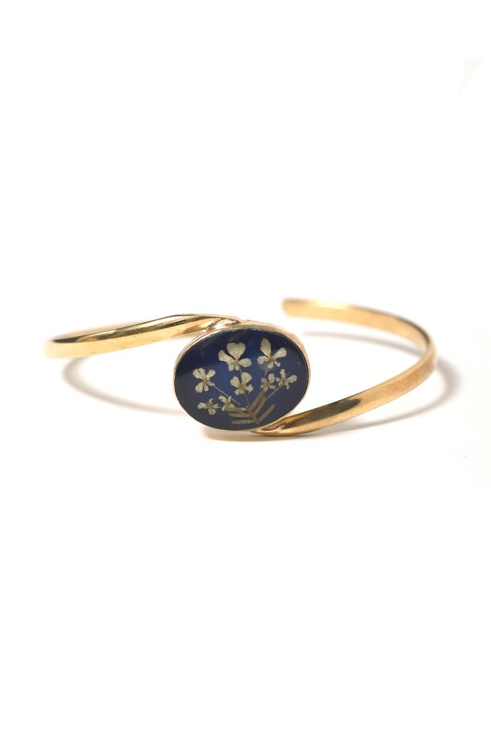 GUSTAVO / Flower Z Bracelet / GOLD - blue - LANTIKI オンライン 