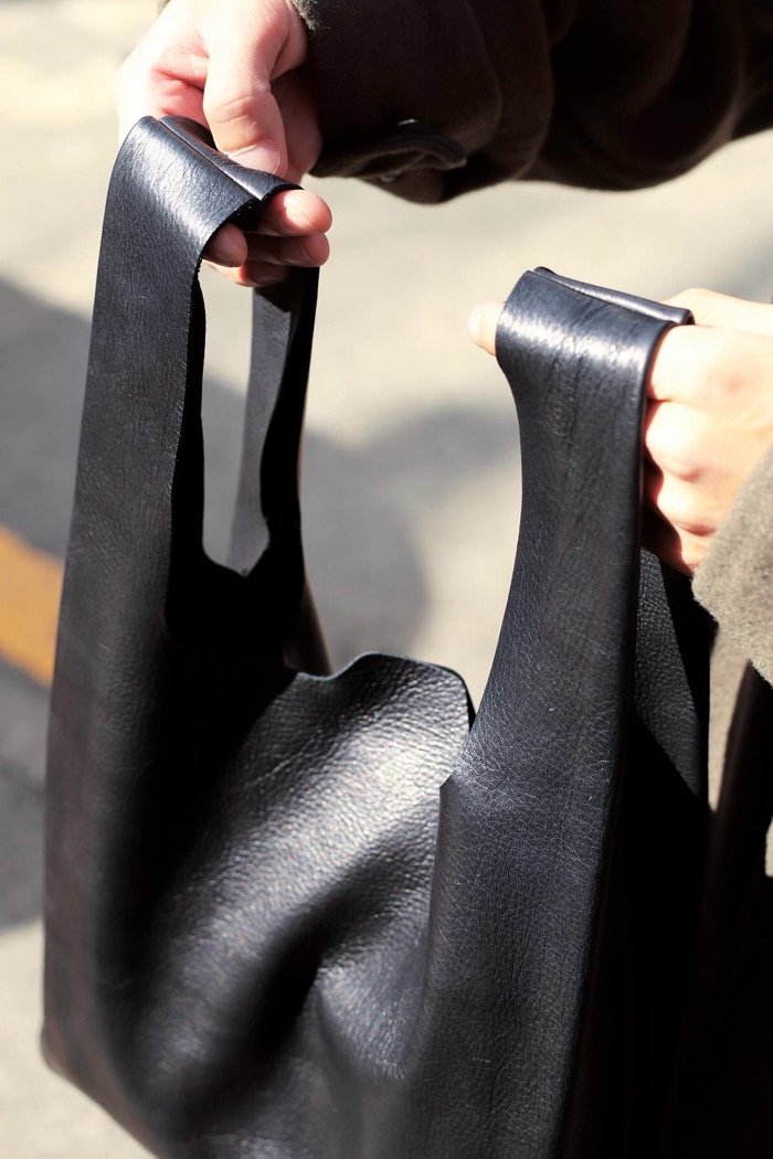 LOCALINA / Leather Daily Bag - medium - black - LANTIKI オンラインショップ |  LANTIKImarket-乱痴気通販-