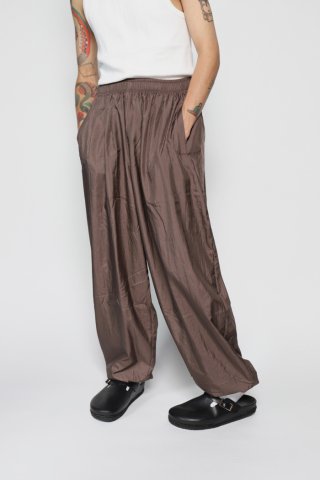 LOCALINA / hopping nylon pants - brown