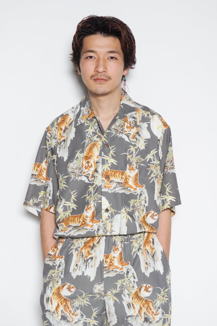 《40％OFF》Go Barefoot / Classic Shirt - Tiger Faded - silver - 乱