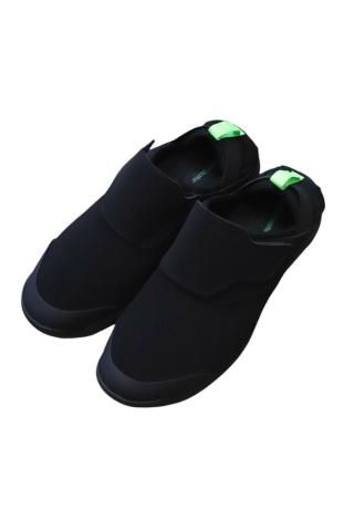 <img class='new_mark_img1' src='https://img.shop-pro.jp/img/new/icons20.gif' style='border:none;display:inline;margin:0px;padding:0px;width:auto;' /><font color=#FF0000>30%OFF</font>rajabrooke / KOMFORT SHOES - black