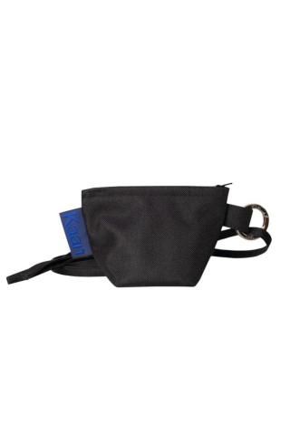 Kaan / MINI LANYARD POUCH - black