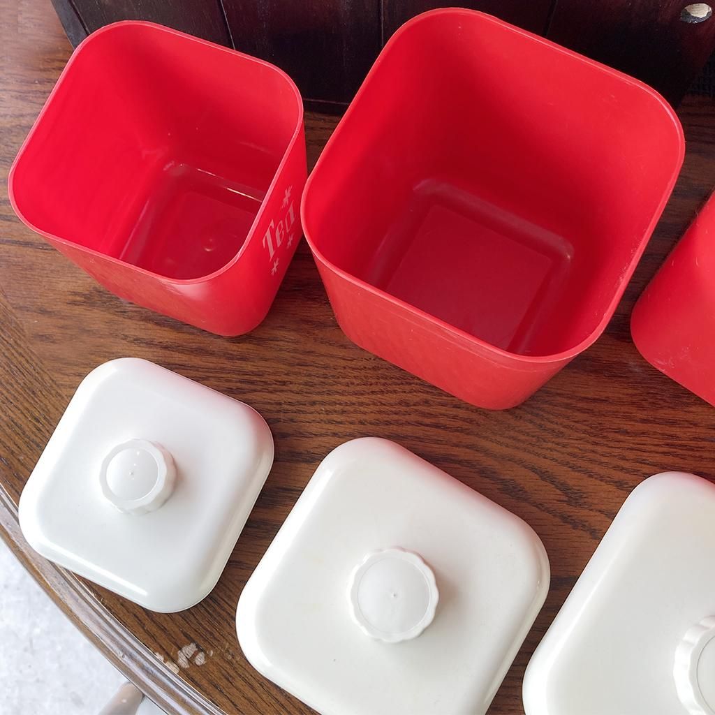 プラスチックキャニスター4個セット 1950年代製造 アメリカ製 プラスチックキャニスター4個セット 1950年代製造 アメリカ製