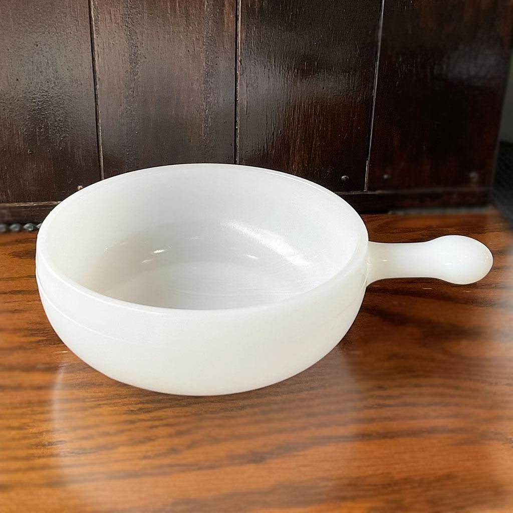 【超ポイントバック祭】 フレンチキャセロール白 1917～1983年製造 Glasbakeグラスベイク 工芸品