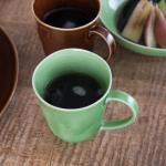 小田陶器 櫛目(kushime) 8.5cmマグカップ 緑釉[美濃焼]