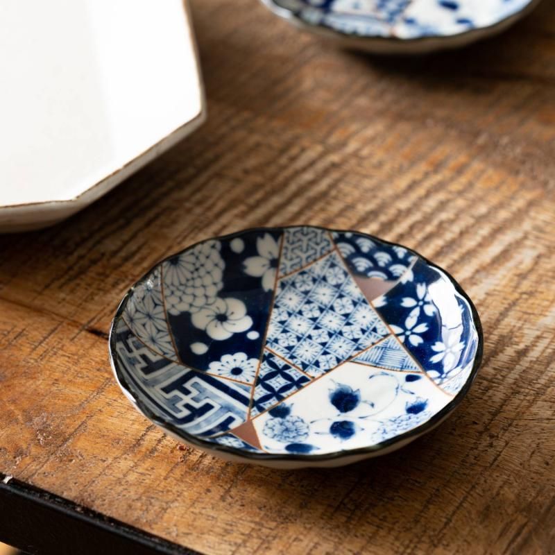 藍友禅 菊形12cm小皿[美濃焼] - カフェ食器通販のお店・プチスーベニア