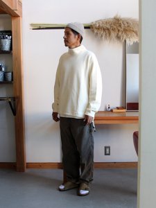 <img class='new_mark_img1' src='https://img.shop-pro.jp/img/new/icons14.gif' style='border:none;display:inline;margin:0px;padding:0px;width:auto;' />PERS PROJECTS/ѡץ ALBERT Moc Sweater (IVORY)
