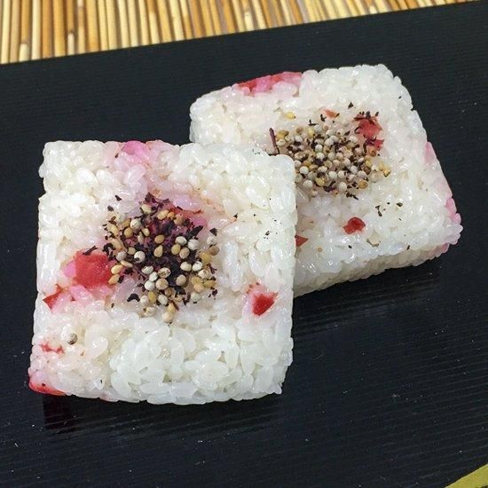 もちもちおこわ・彩 - おつけもの処 佐徳