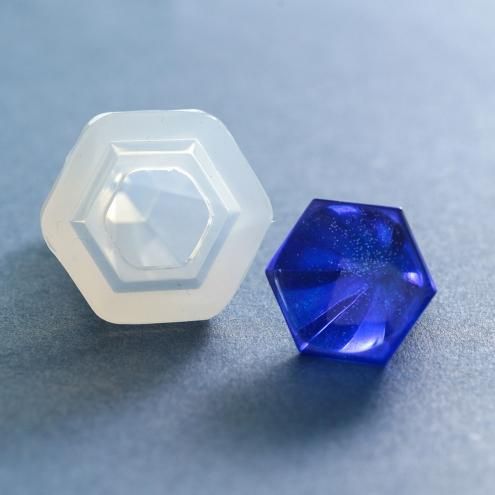 六角錐のブルーローズ・オルゴナイト 71sNjYk7jNL.jpg_BO30,255,255,