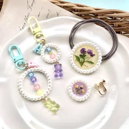 パールストーン9ピンタイプ　ハンドメイド　レジン　1点399円 パールストーン9ピンタイプ ハンドメイド レジン 1点599円