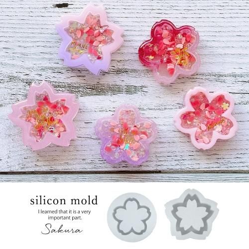 桜のカシャカシャ シリコンモールドｰ* オマケがたくさんついてくる