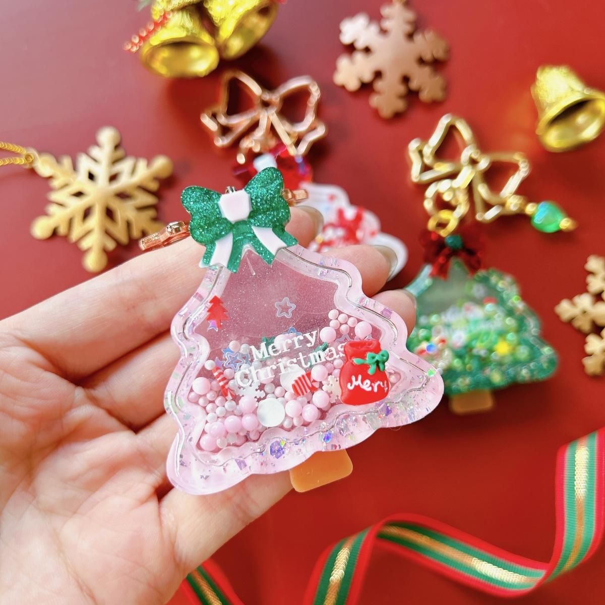 クリスマスツリーのカシャカシャｰ* オマケがたくさんついてくる
