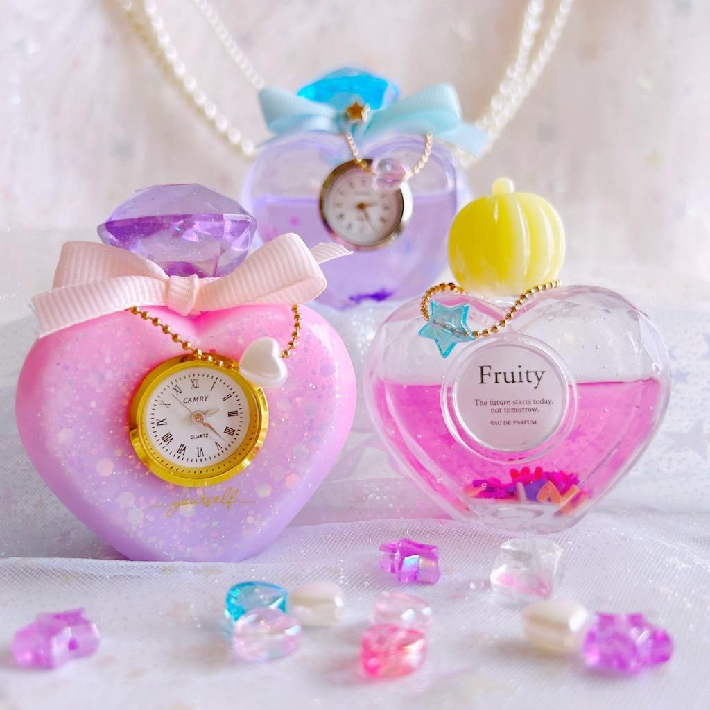 レフィル ハートの香水瓶のラベルｰ* オマケがたくさんついてくるパーツ