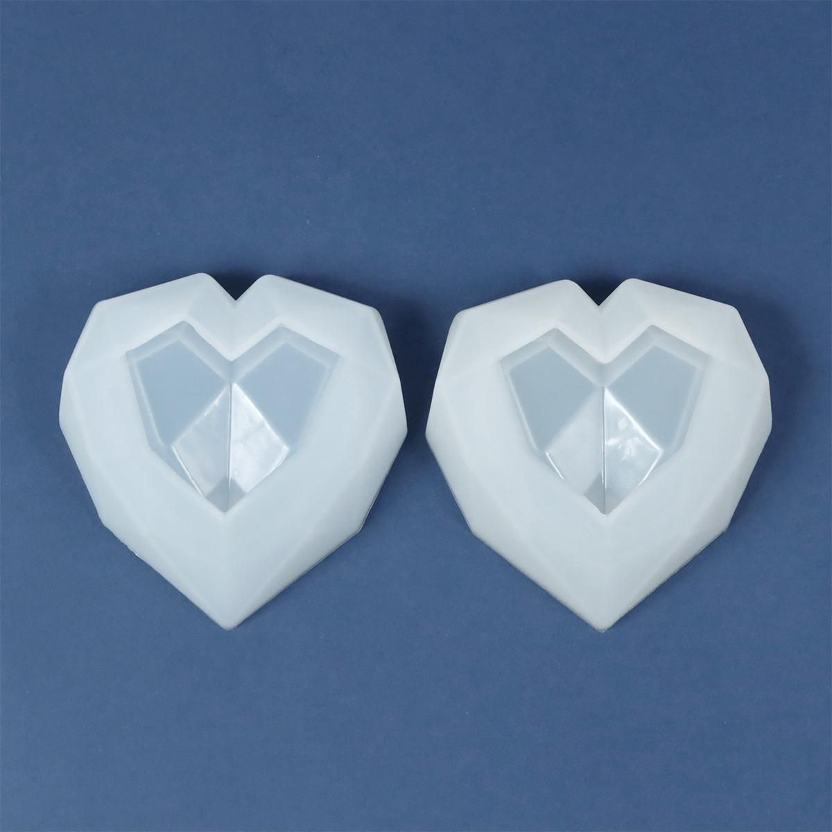 2液性レジン　小物入れ　ハート　BOX ハンドメイド　アクセサリーケース　貯金 Amazon.co.jp: DIYBravo ハート形 シリコンモールド 収納ケース