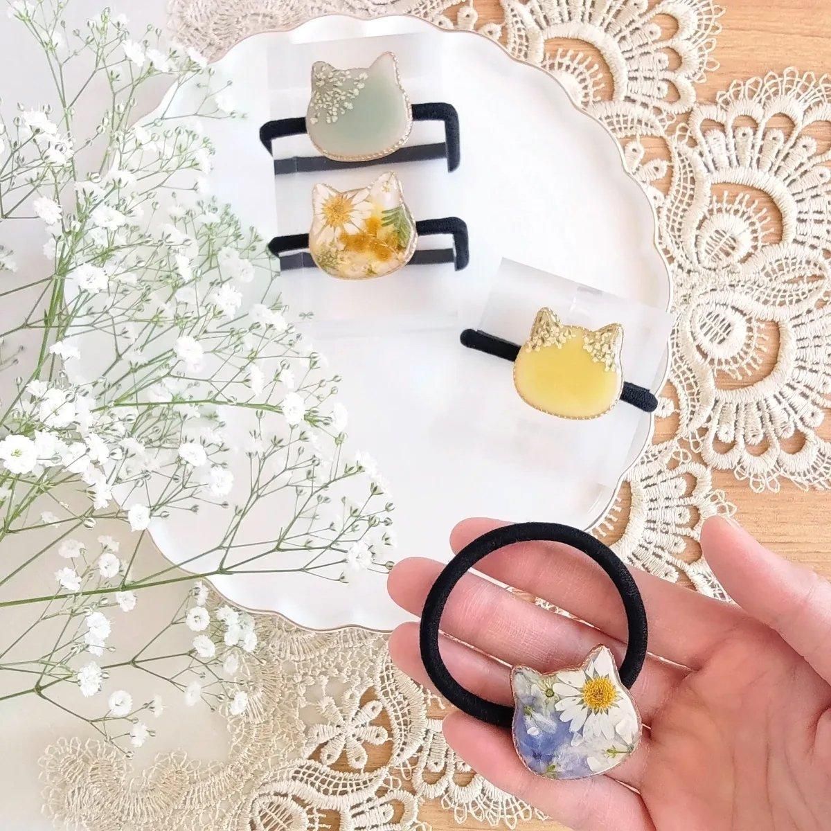 akkokun様お取置きです。レジンヘアゴム 虹の青空と気球 猫No akkokun様お取置きです。レジンヘアゴム 虹の青空と気球 猫No
