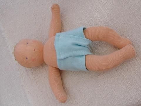 ウォルドルフ人形 材料キット 着せ替え人形 A体(20cm)＜公式
