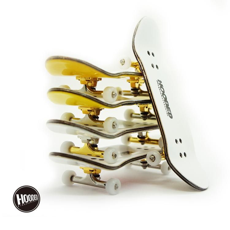 87】HOODED FINGERBOARD 