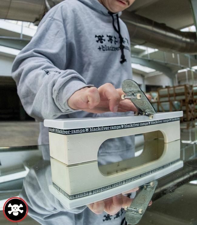 BLACKRIVER | Marble Box - HOODED【指スケ専門店・指スケ製造