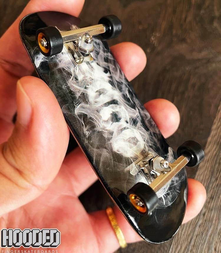 HOODED【指スケ専門店・指スケ製造メーカー】FINGERBOARD STORE