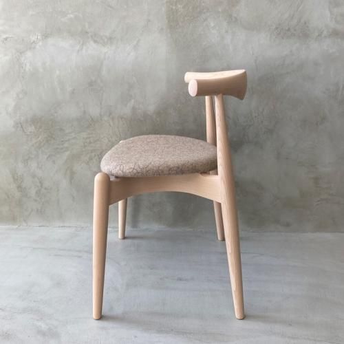 CH20 / Elbow chair