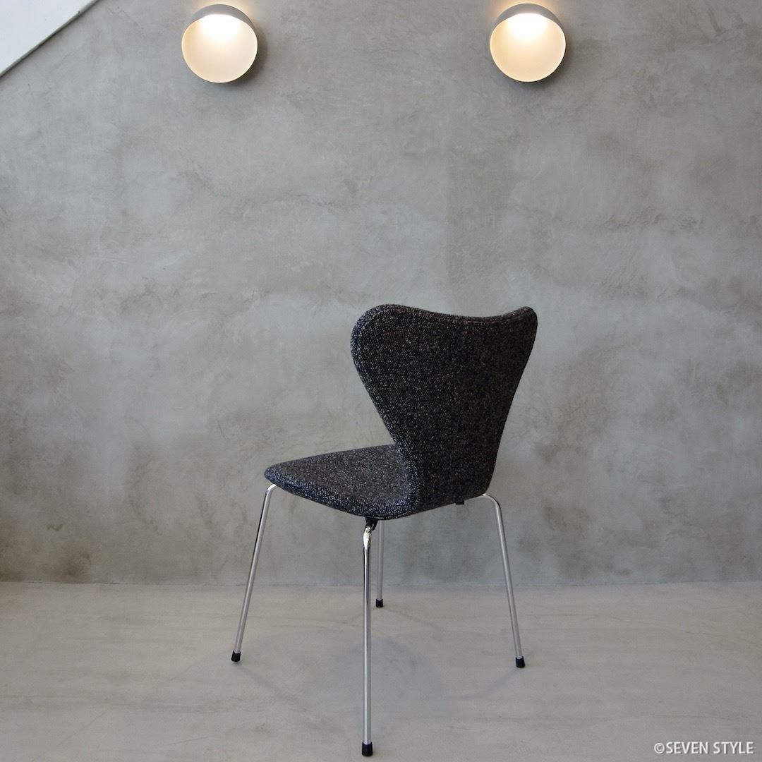 ２／３　セブンチェア　フリッツハンセン　アルネヤコブセン Seven Chair 3217（セブンチェア フルパディング）/FRITZ HANSEN