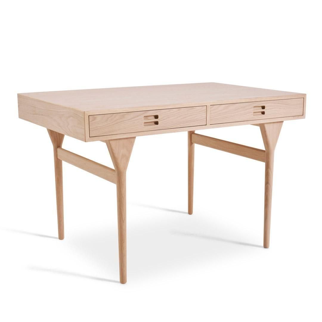 ND 93DESK with 2 drawers