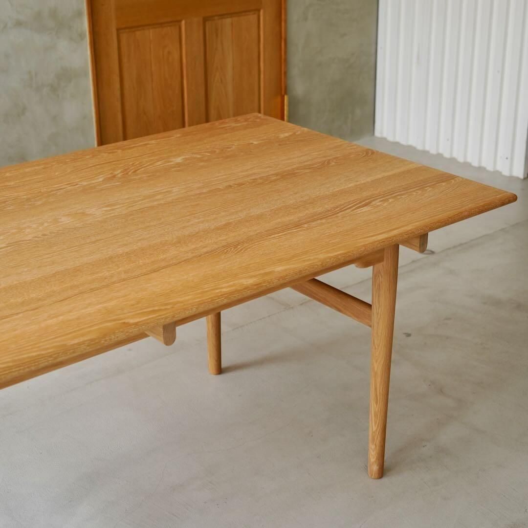 展示品販売】CARL HANSEN & SON｜CH327 ダイニングテーブル（オーク材