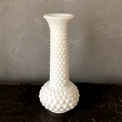 【Vintage】Milk glass flower vase -Hobnail - tabisl BAZAR タビスルバザール