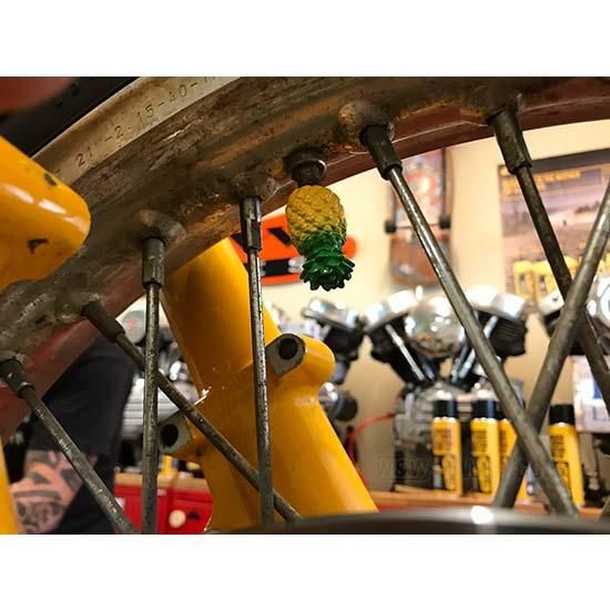 W&W Mooneyes Pineapple Valve Caps 82-480