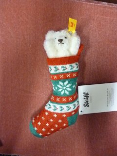 <img class='new_mark_img1' src='https://img.shop-pro.jp/img/new/icons50.gif' style='border:none;display:inline;margin:0px;padding:0px;width:auto;' />Mini Teddybear in Sock white