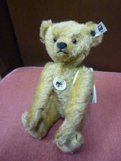 <img class='new_mark_img1' src='https://img.shop-pro.jp/img/new/icons48.gif' style='border:none;display:inline;margin:0px;padding:0px;width:auto;' />Teddy bear replica 1924