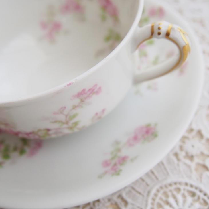 フランス Limoges Haviland リモージュ アビランド ピンクのお花 フランス Limoges Haviland リモージュ アビランド ピンクのお花