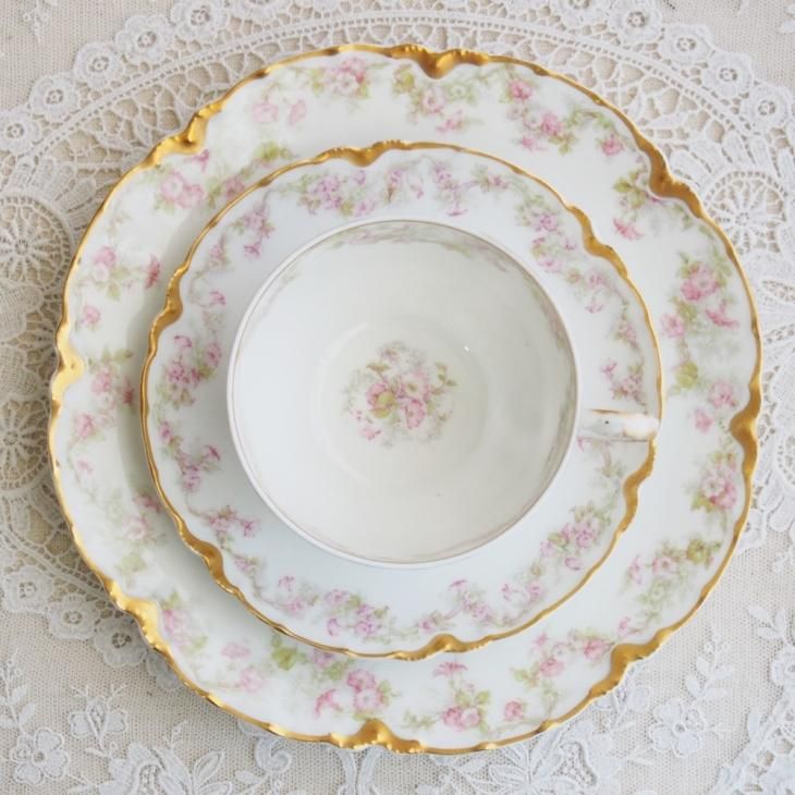 フランス Limoges Haviland リモージュ アビランド ピンクのお花模様