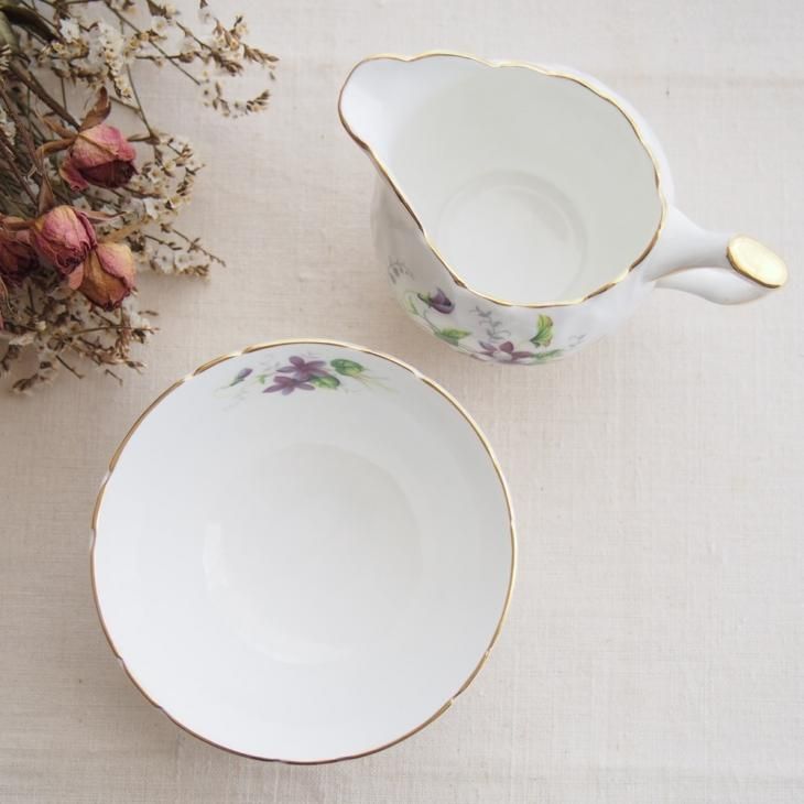 イギリス AYNSLEY エインズレイ バイオレット クリーマー イギリス AYNSLEY エインズレイ バイオレット クリーマー