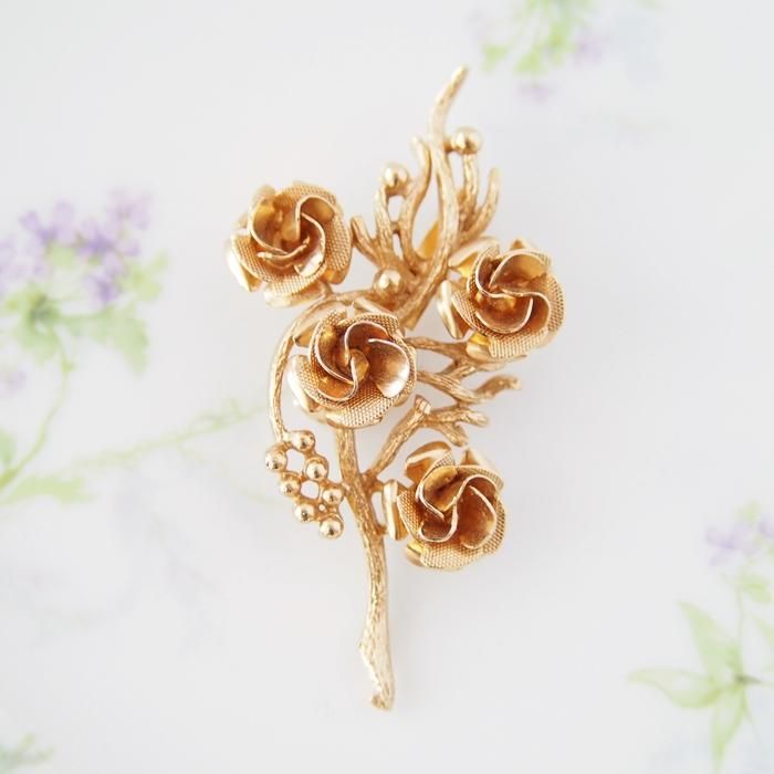 ヴィンテージブローチ 薔薇バラ ローズ ラウンド ゴールド アンティーク 上品① ヴィンテージブローチ 薔薇バラ ローズ ラウンド ゴールド