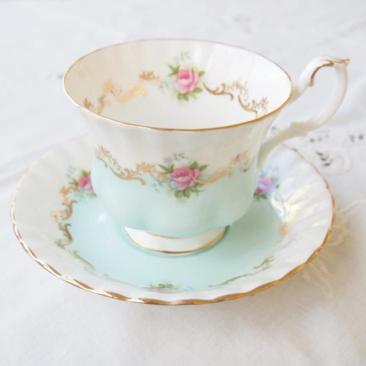 イギリス Royal Albert ロイヤルアルバート ピンクローズ＆勿忘草