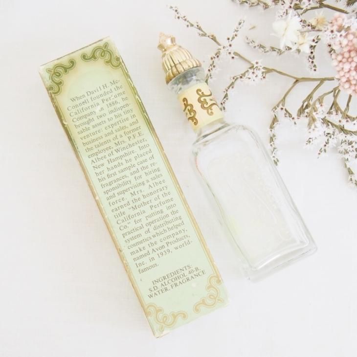 エイボン AVON ANNIVERSARY KEEPSAKE コロン パフュームボトル 香水瓶 箱付 アンティーク・ヴィンテージ雑貨 ヴィンテージジュエリーとアンティーク雑貨のお店 Not Too Shabby 廃盤レア エイボン AVON ツインデキャンター ロマンチック オーデコロン