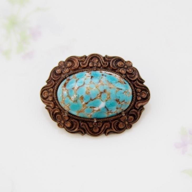 レア　TRIFARI ヴィンテージ　ターコイズ　カボション ブローチ レア TRIFARI ヴィンテージ ターコイズ カボション ブローチ