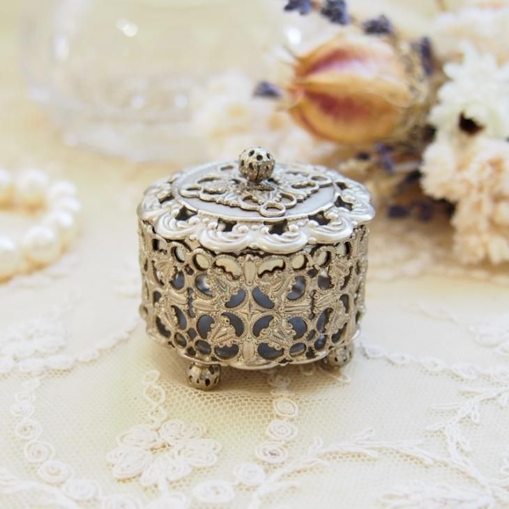 15/18/21/25MM Vintage Flower Design Metal Shank Buttons Of