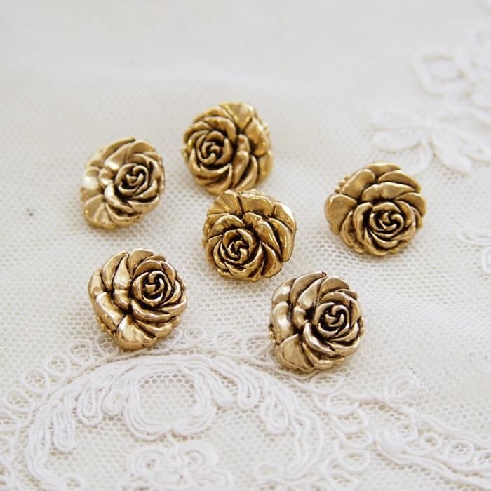 ヴィンテージ イタリア ゴールドトーン ローズ 薔薇 プラスティック