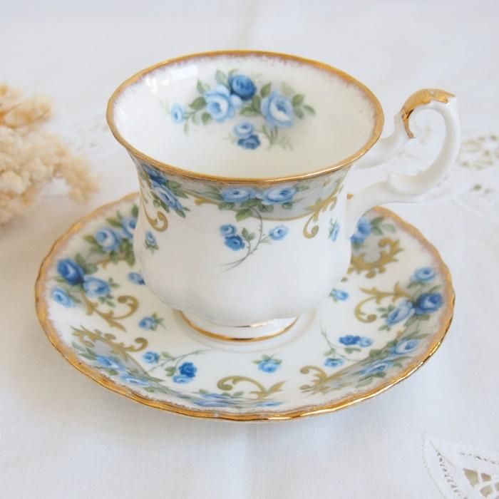 イギリス Royal Albert ロイヤルアルバート ブルー 薔薇 デミタスカップ ソーサー ヴィンテージジュエリーとアンティーク雑貨のお店 Not Too Shabby